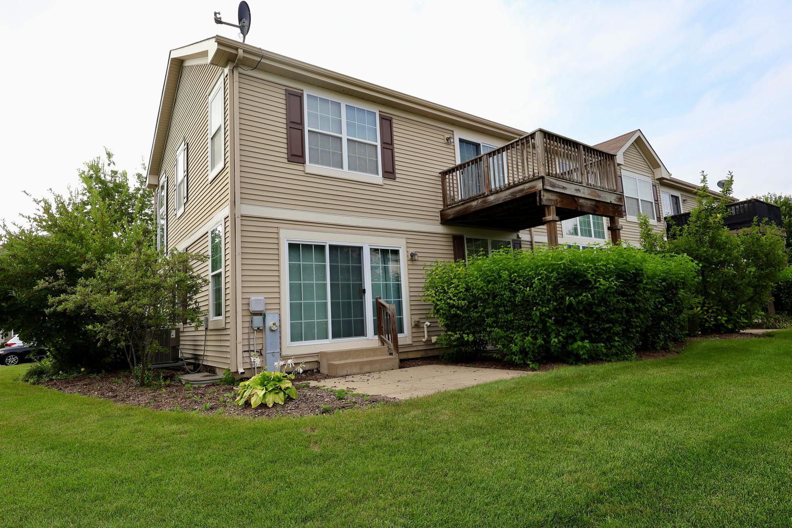 1969 Osprey Court, Bartlett, IL 60103