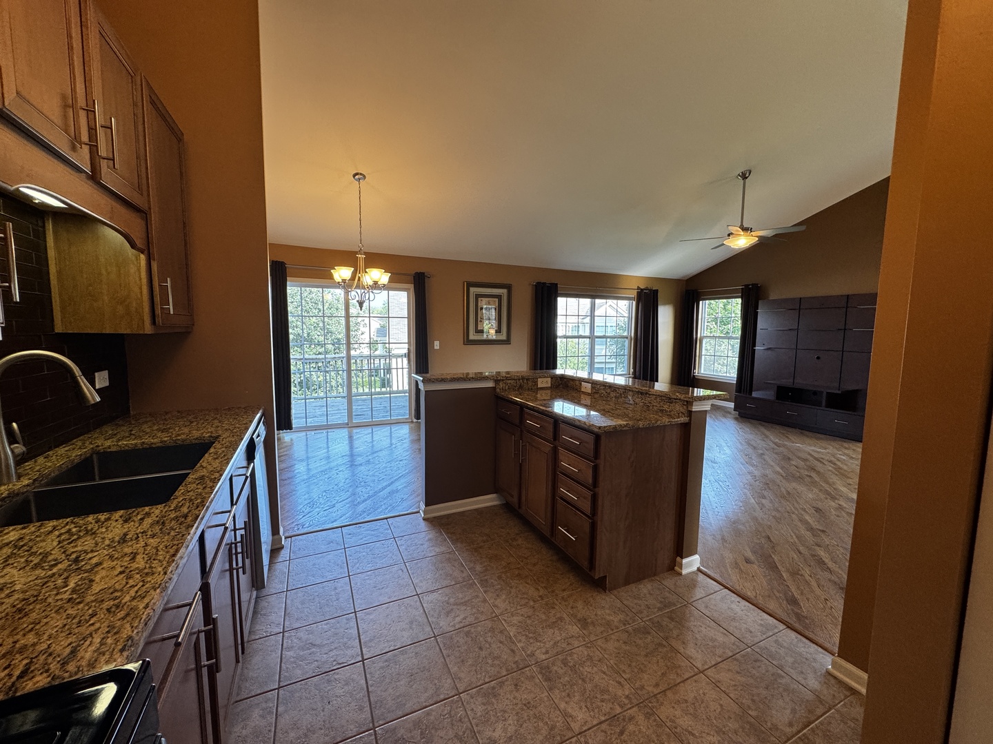 1969 Osprey Court, Bartlett, IL 60103