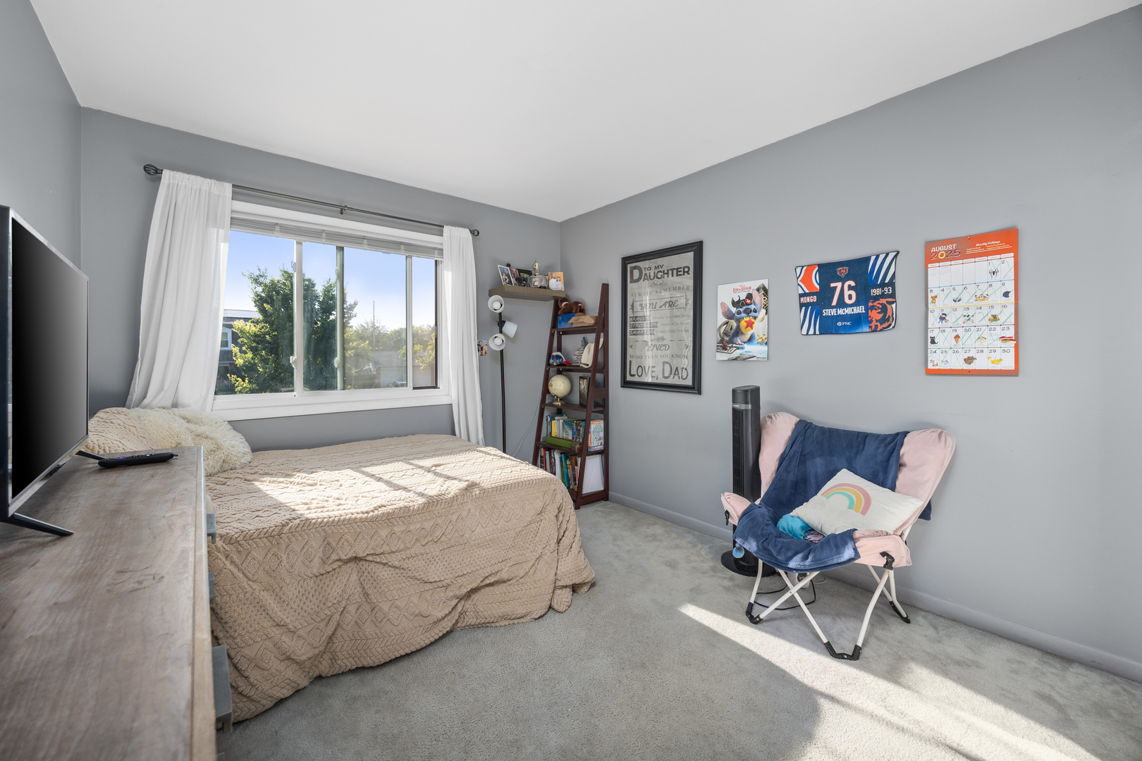 665 Arizona Pass, Elk Grove Village, IL 60007