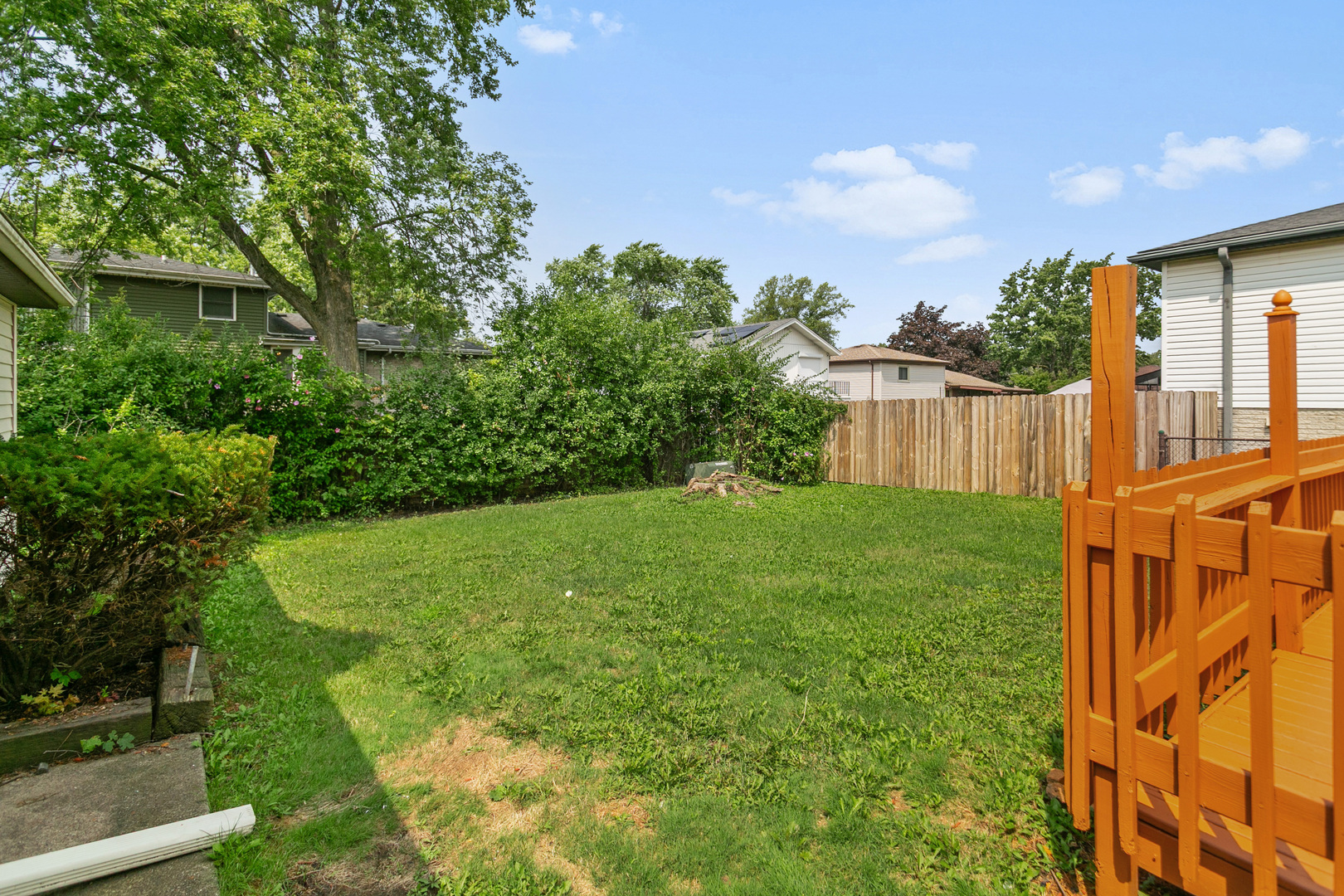 242 S Harper Avenue, Glenwood, IL 60425