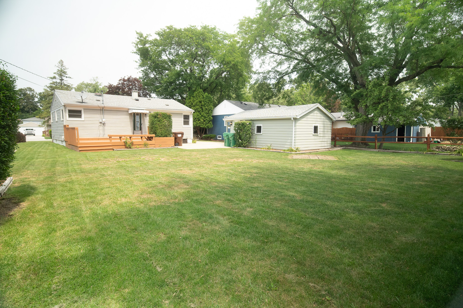 6645 Riverside Drive, Tinley Park, IL 60477