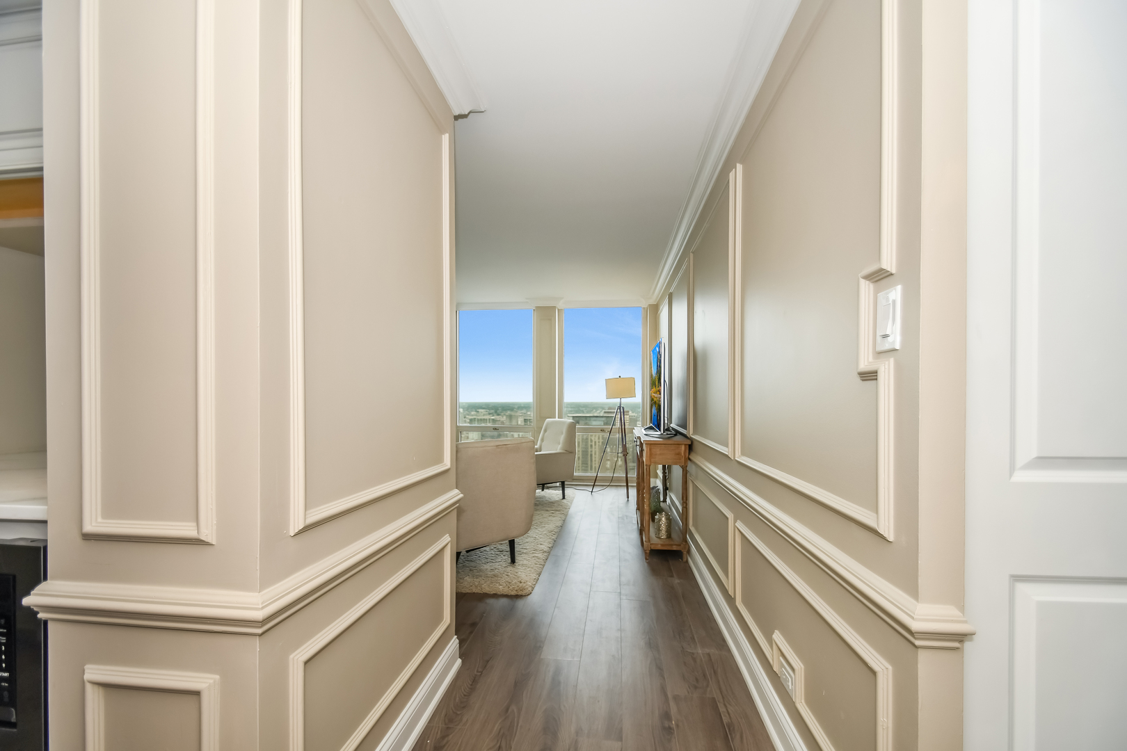 111 E Chestnut Street #44J, Chicago, IL 60611