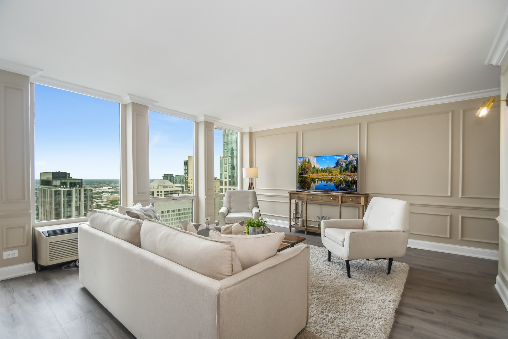 111 E Chestnut Street #44J, Chicago, IL 60611