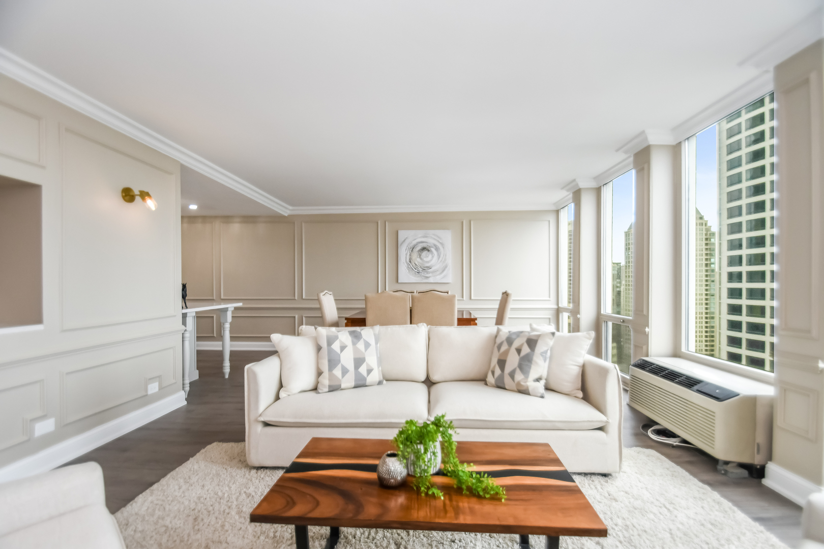 111 E Chestnut Street #44J, Chicago, IL 60611
