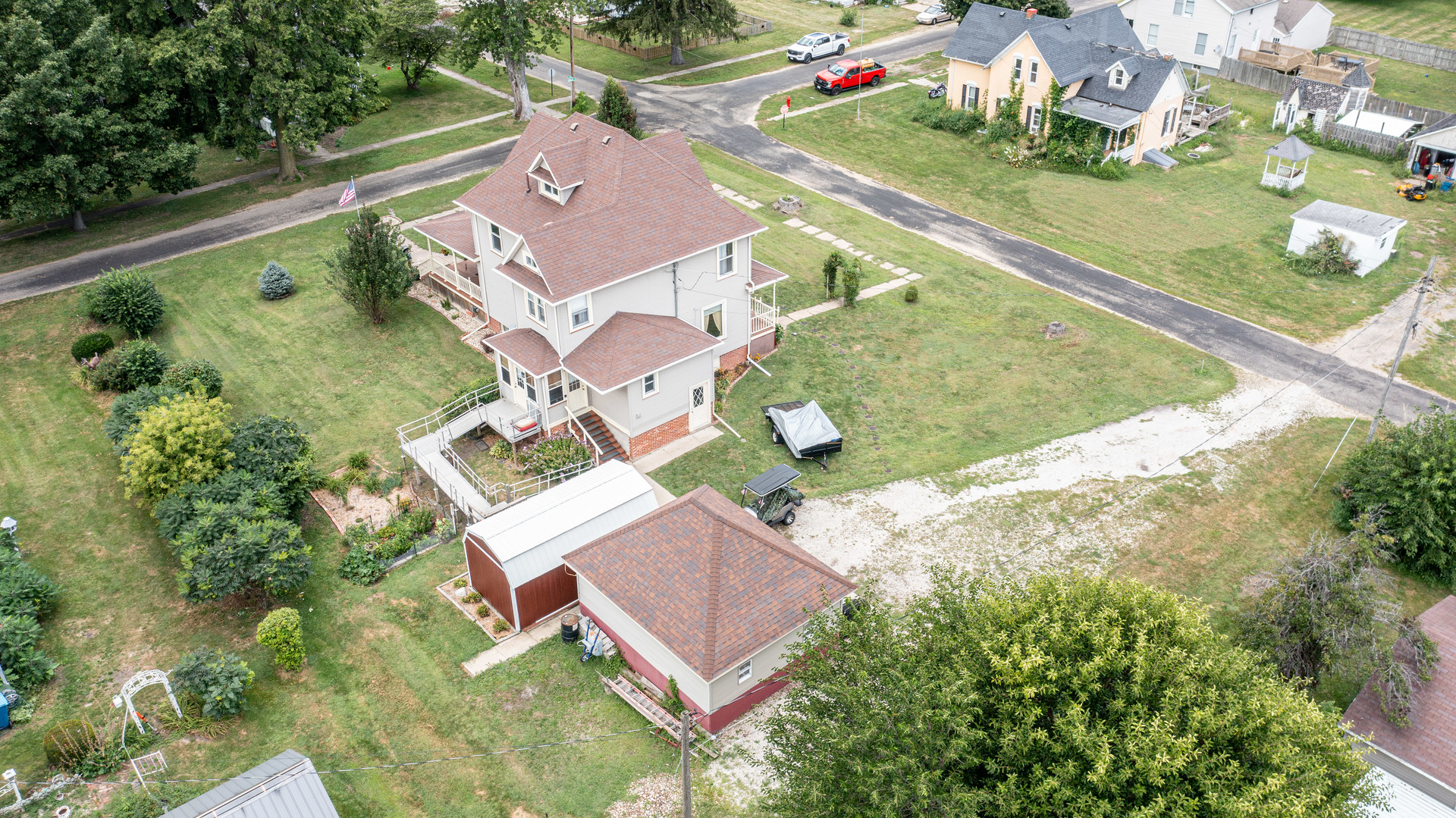 304 Locust Street, Mineral, IL 61344