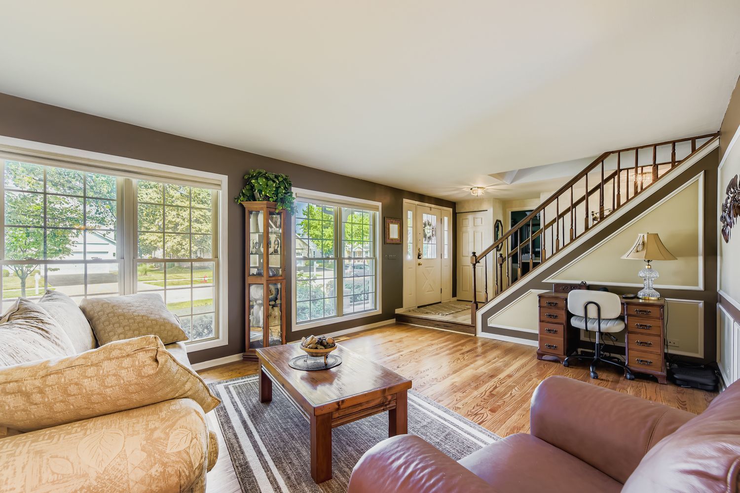 1967 N Woodland Lane, Arlington Heights, IL 60004