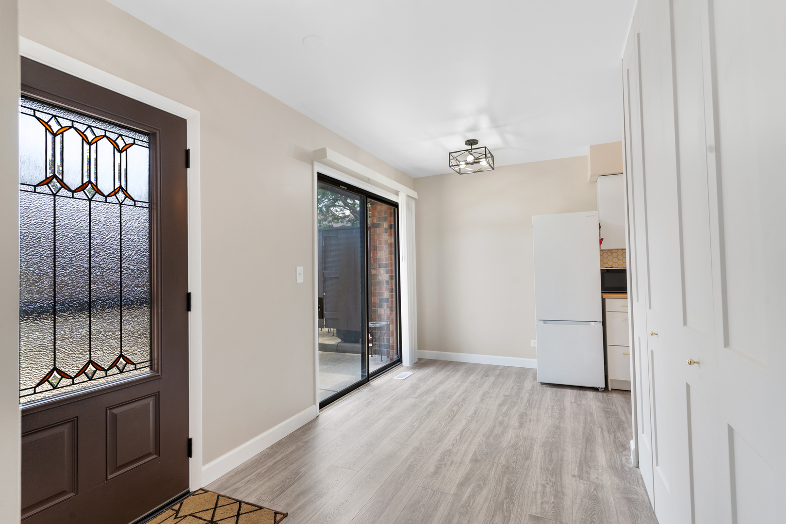 17 TOWER Court #17, Downers Grove, IL 60516