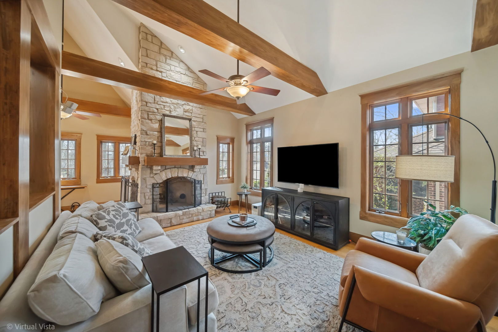 709 Prospect Avenue, Barrington, IL 60010