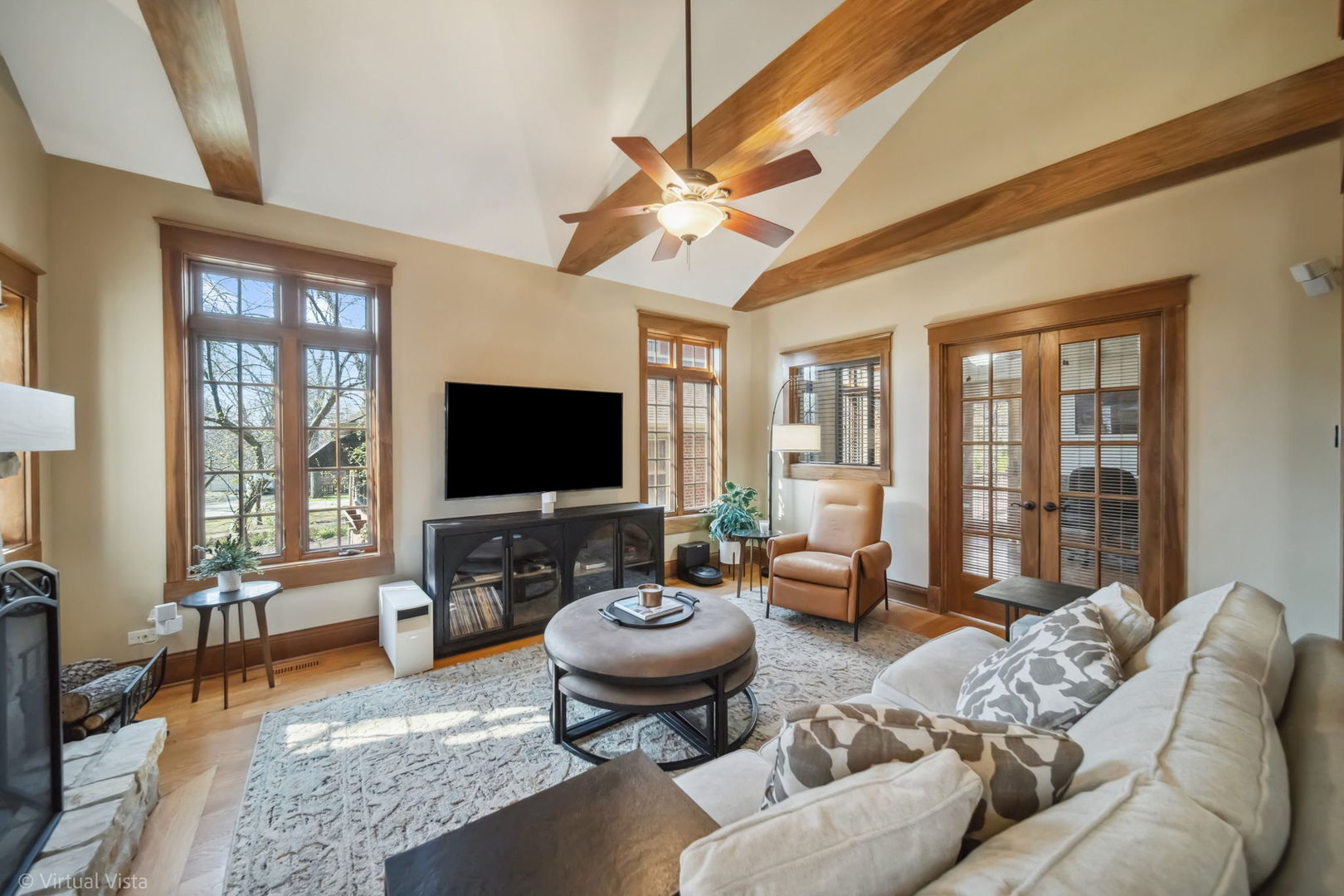 709 Prospect Avenue, Barrington, IL 60010
