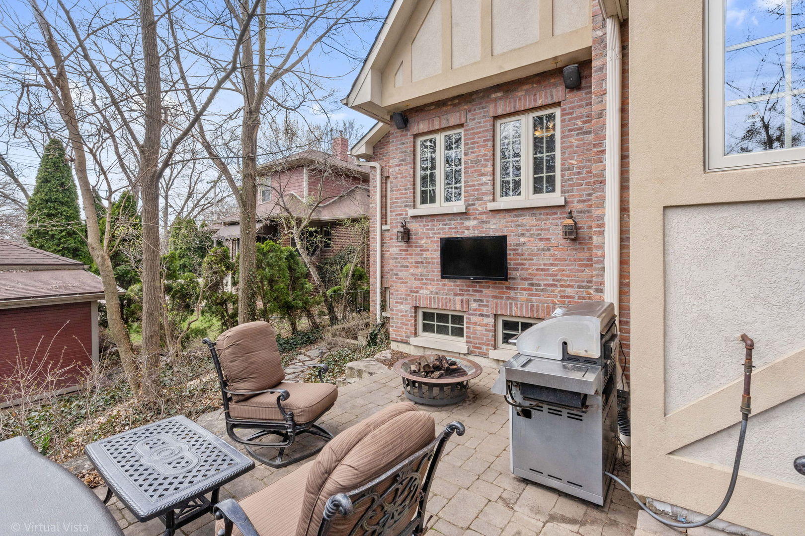 709 Prospect Avenue, Barrington, IL 60010
