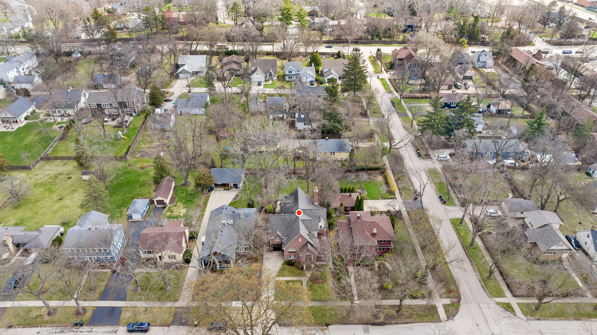 709 Prospect Avenue, Barrington, IL 60010