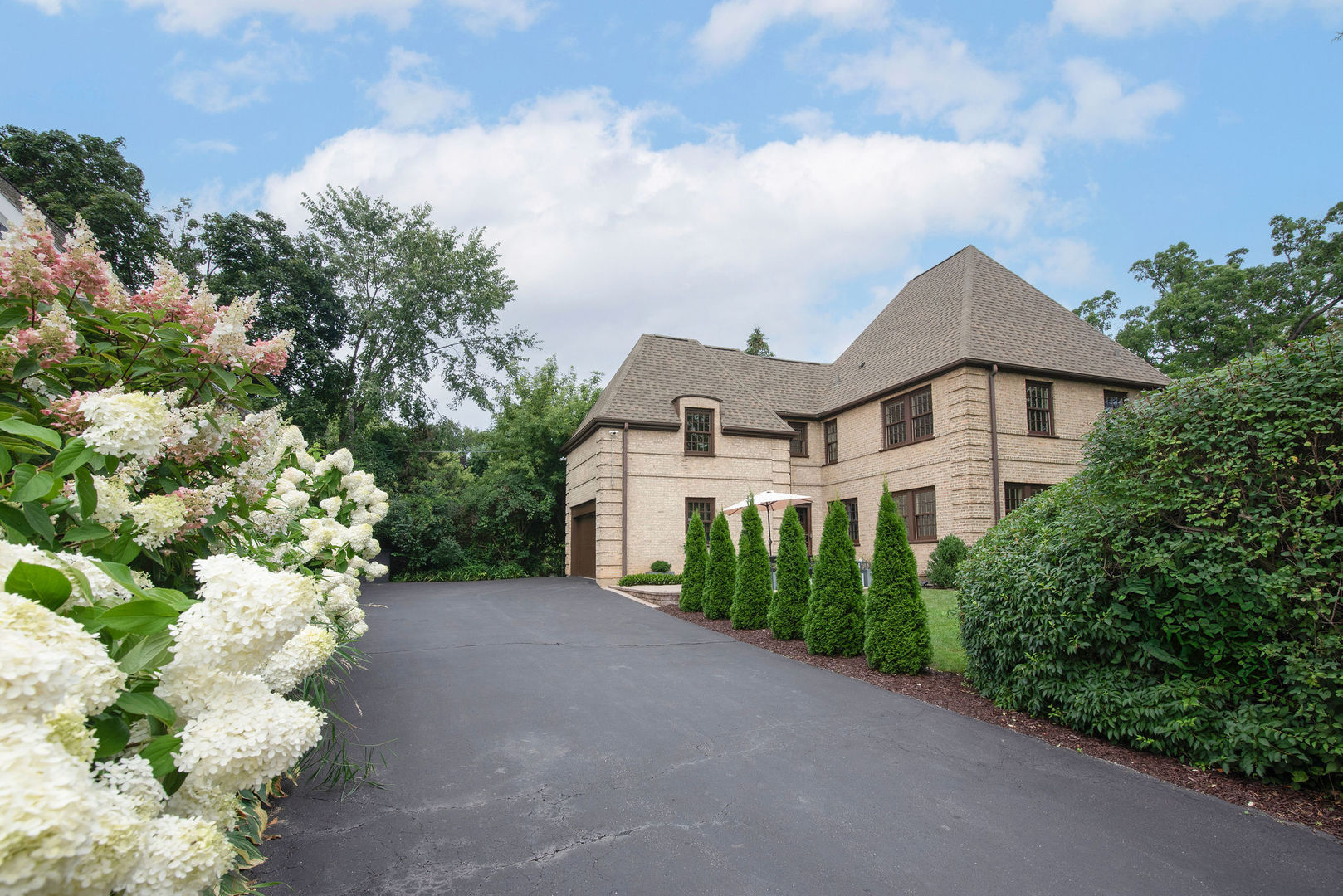 1610 Linden Avenue, Highland Park, IL 60035