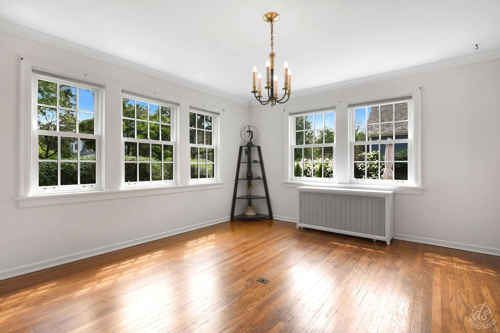 1610 Linden Avenue, Highland Park, IL 60035
