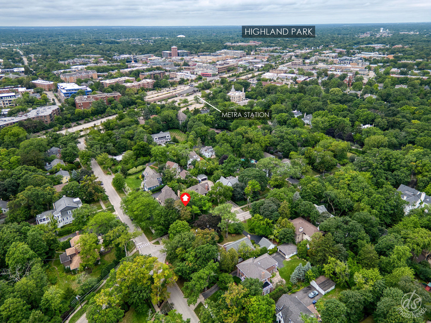 1610 Linden Avenue, Highland Park, IL 60035