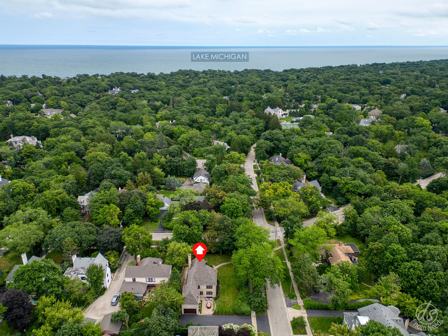 1610 Linden Avenue, Highland Park, IL 60035