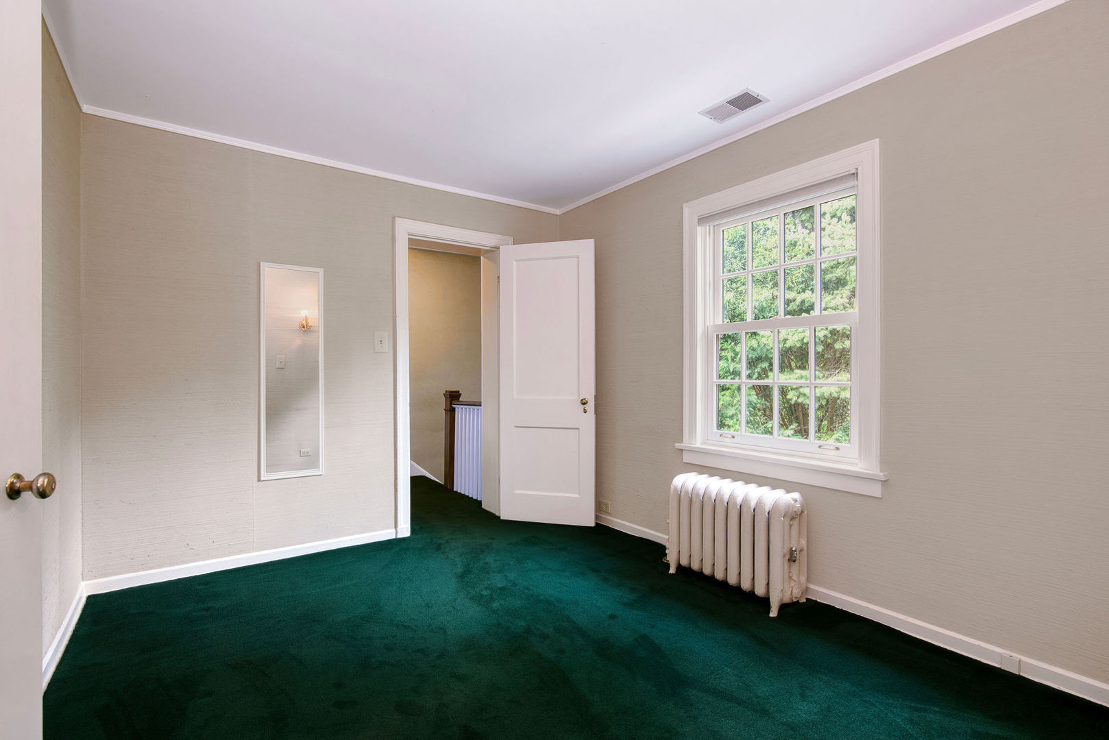 1610 Linden Avenue, Highland Park, IL 60035