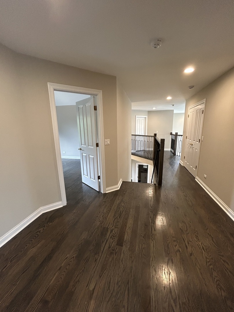 3932 Bluejay Lane, Naperville, IL 60564