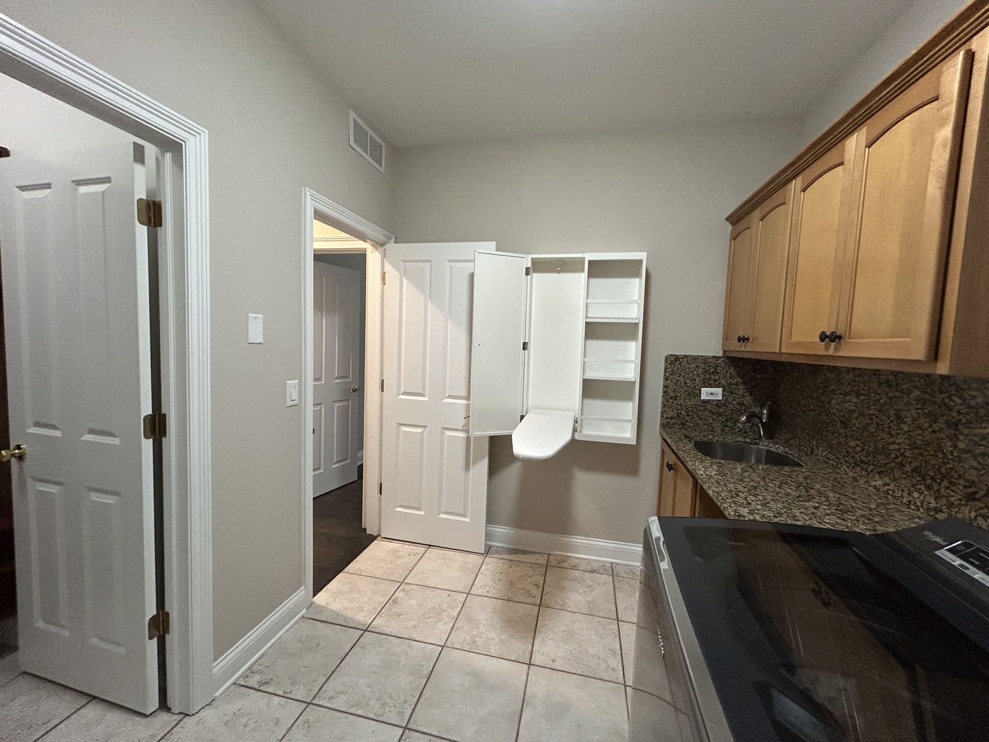 3932 Bluejay Lane, Naperville, IL 60564