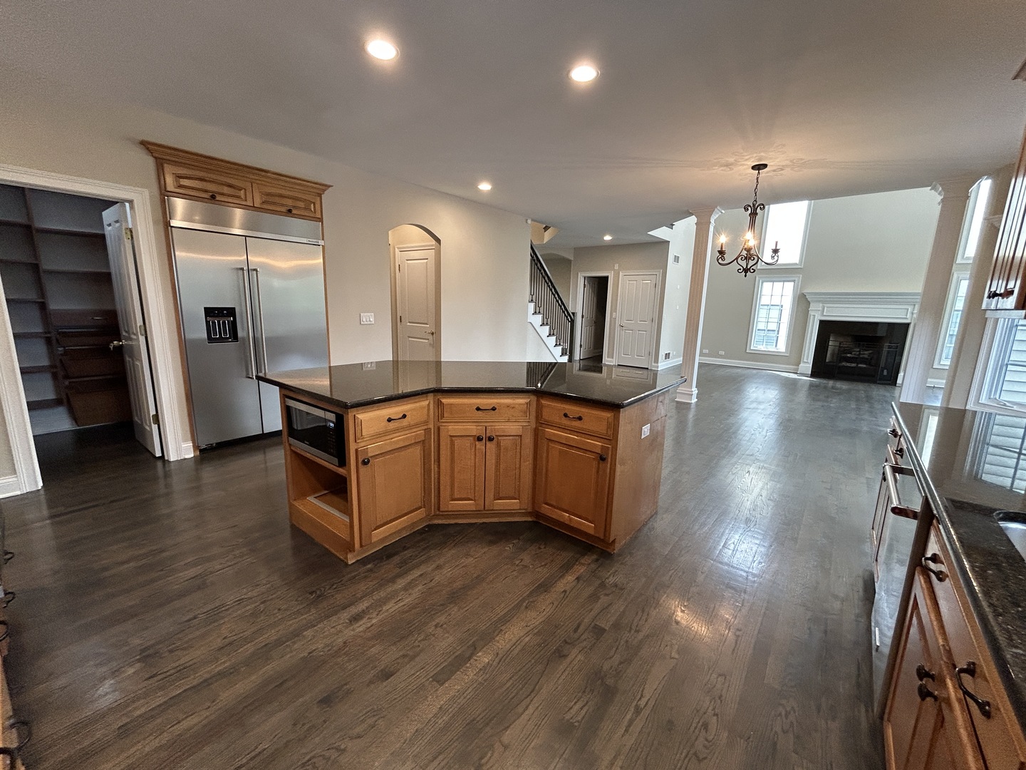 3932 Bluejay Lane, Naperville, IL 60564