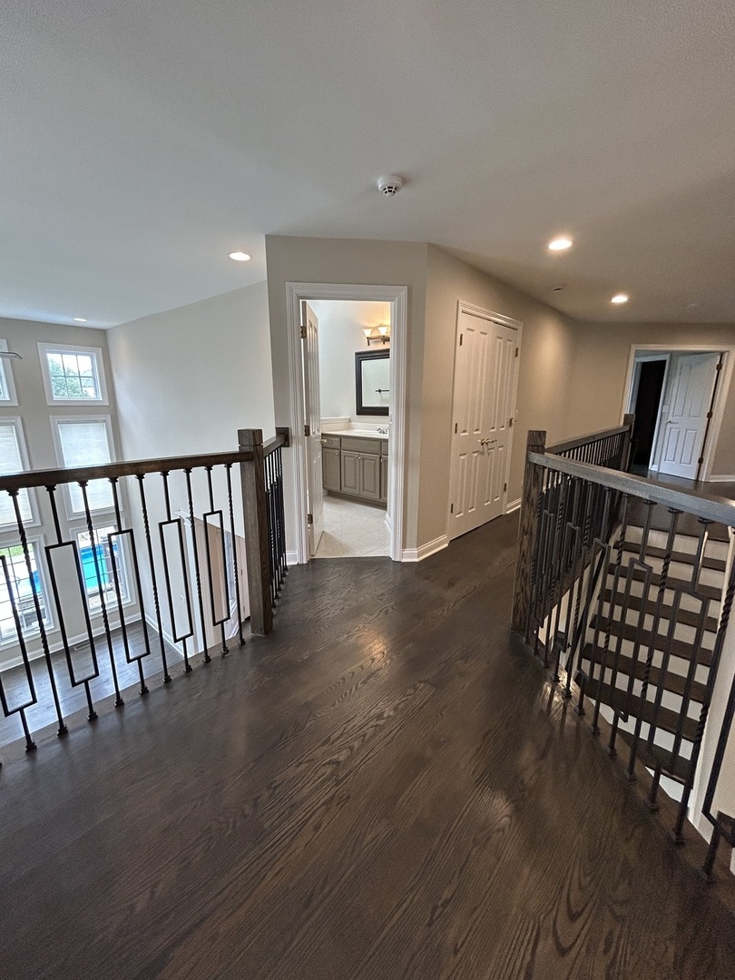 3932 Bluejay Lane, Naperville, IL 60564