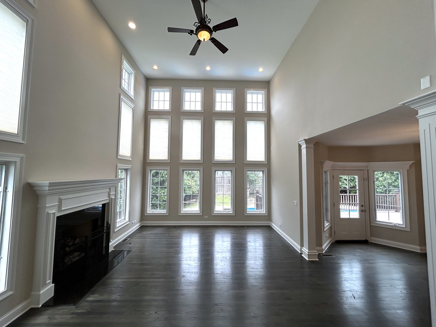 3932 Bluejay Lane, Naperville, IL 60564