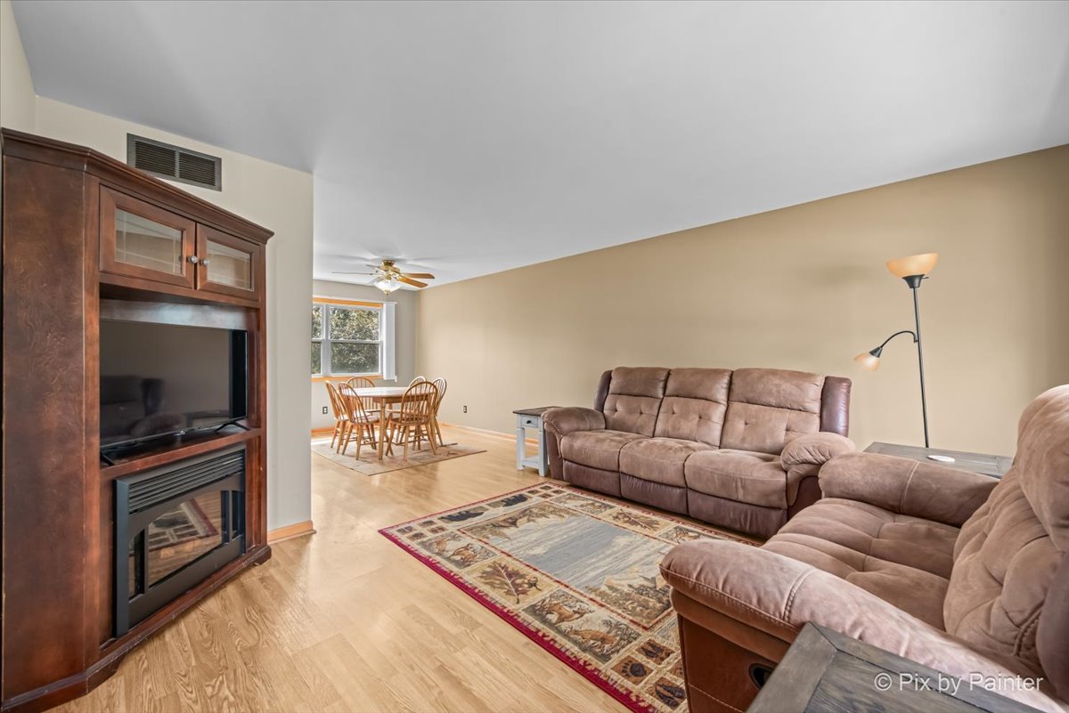 2107 Bridgewater Drive, Belvidere, IL 61008