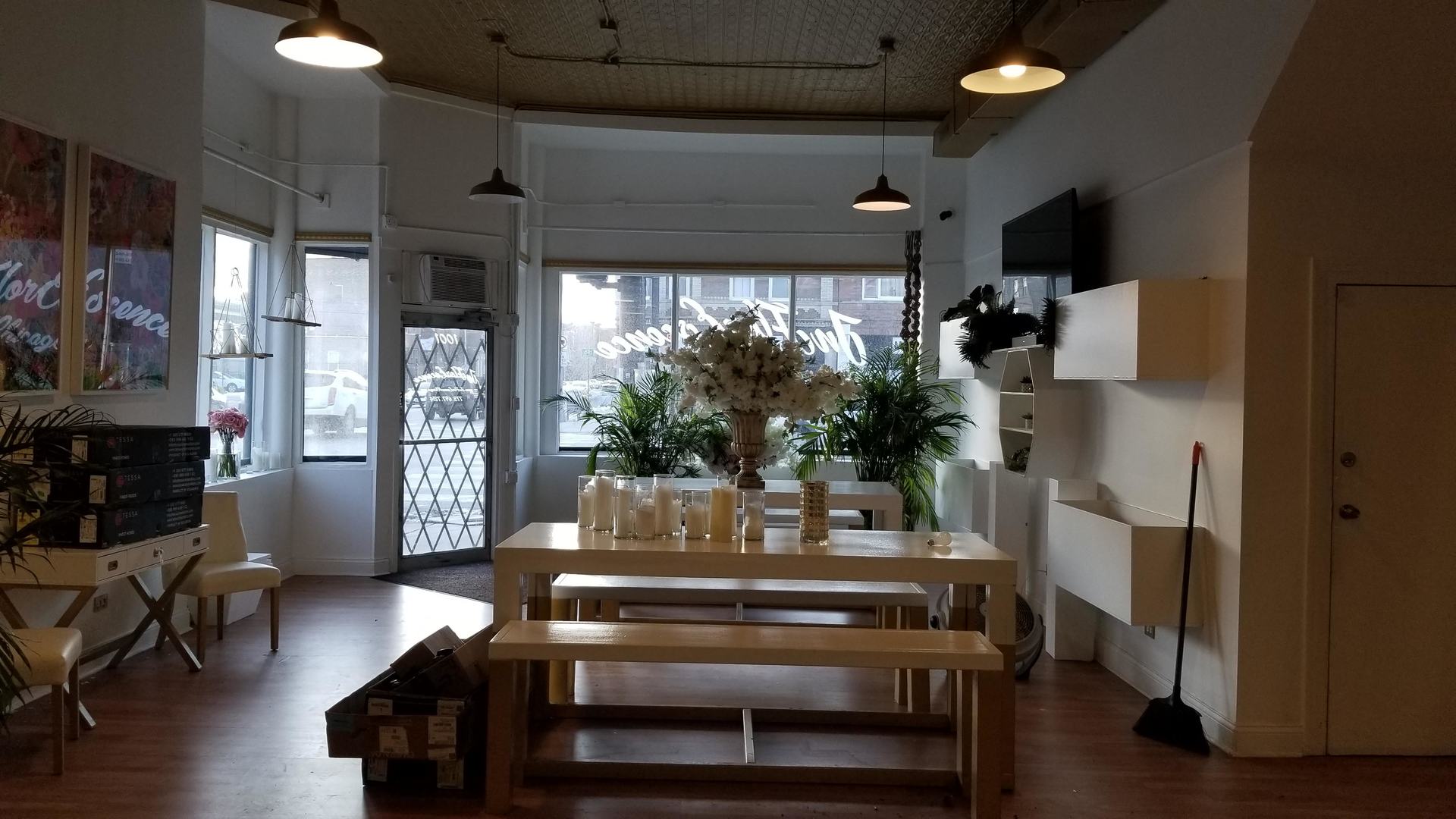 1001 N Western Avenue, Chicago, IL 60622