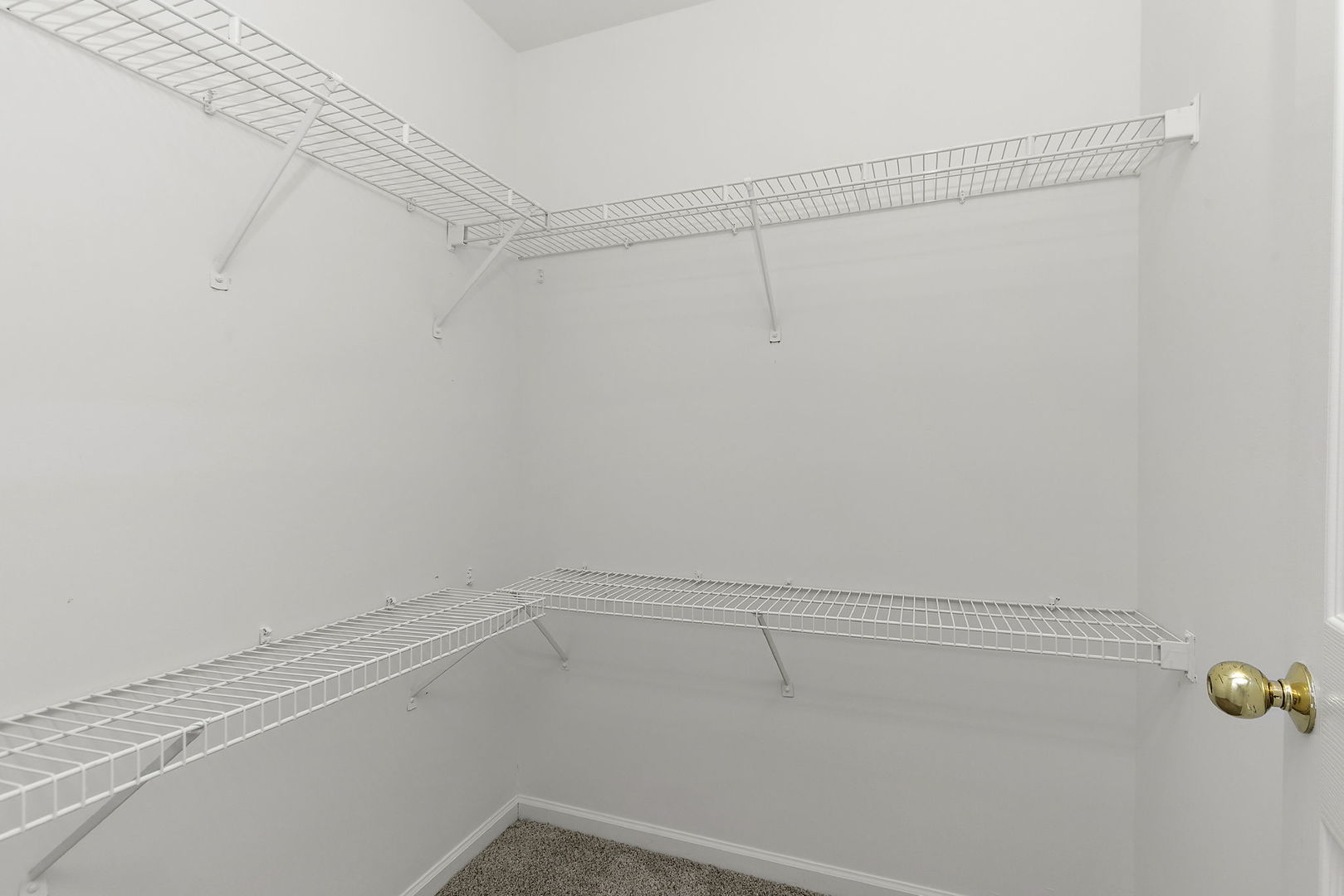 1104 Yorkshire Court #A, Elgin, IL 60120