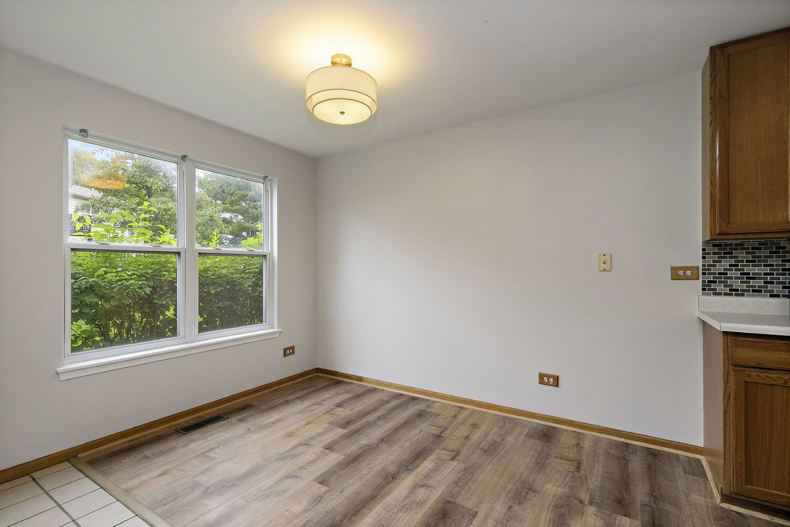 1104 Yorkshire Court #A, Elgin, IL 60120