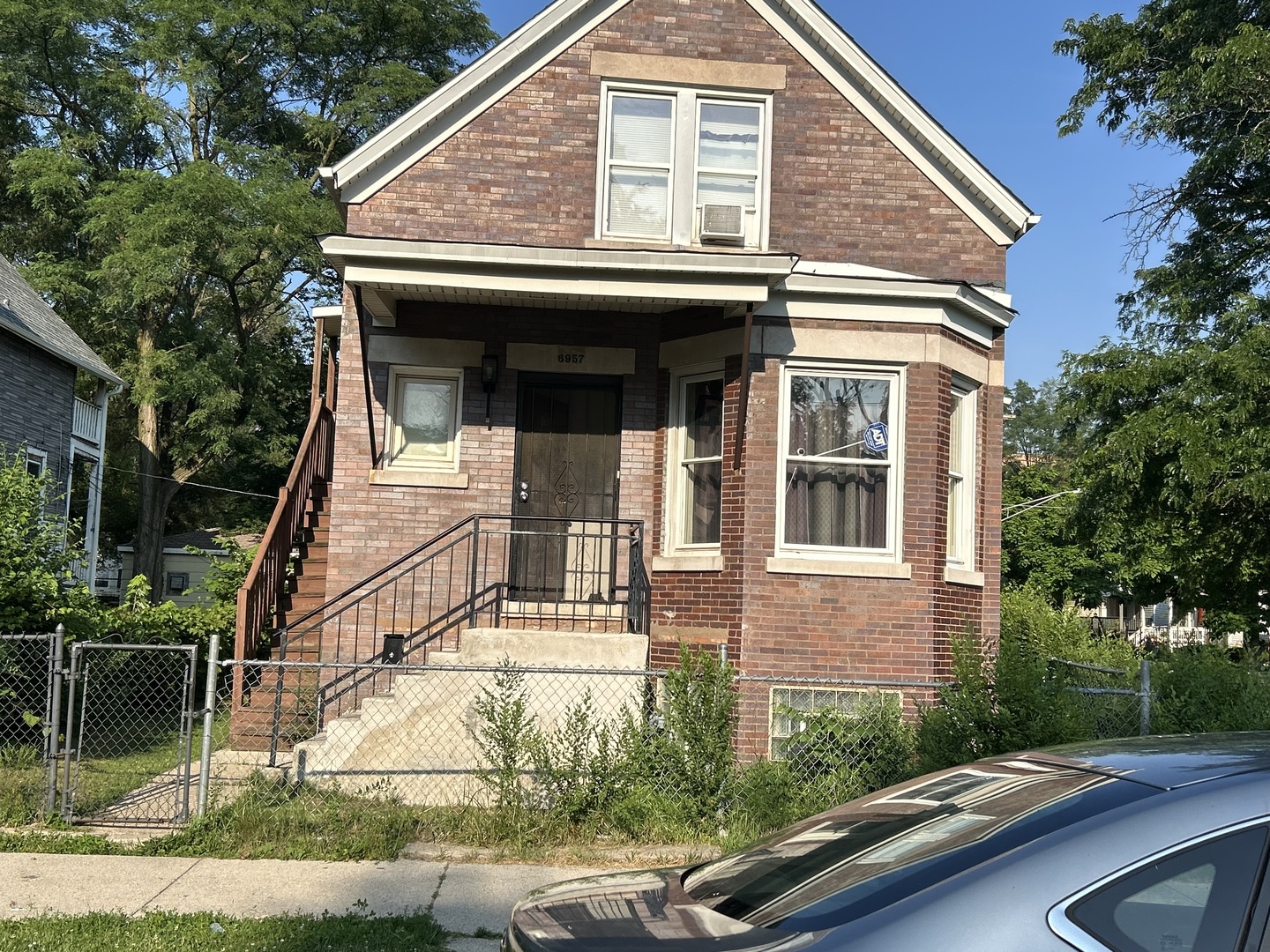 Chicago, IL 60621