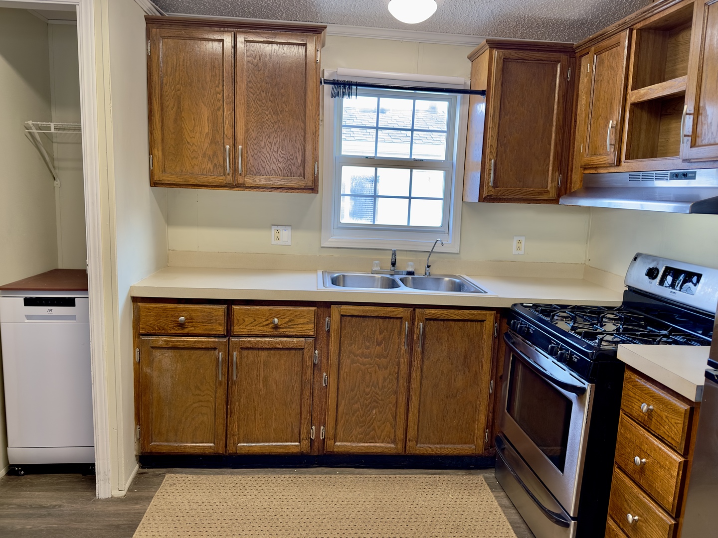 27W370 Geneva Road #68, West Chicago, IL 60185