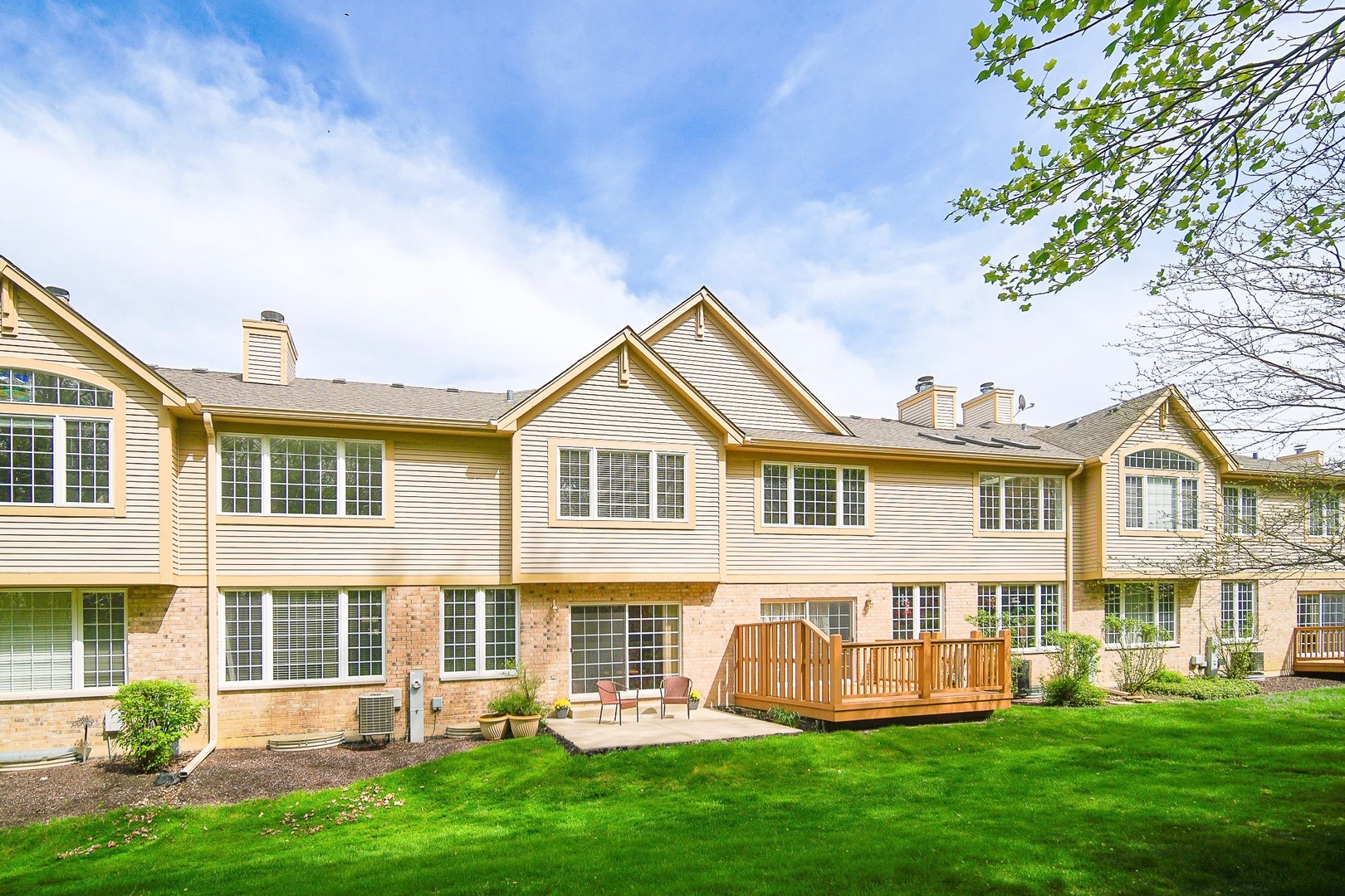 33 Spyglass Circle, Palos Heights, IL 60463
