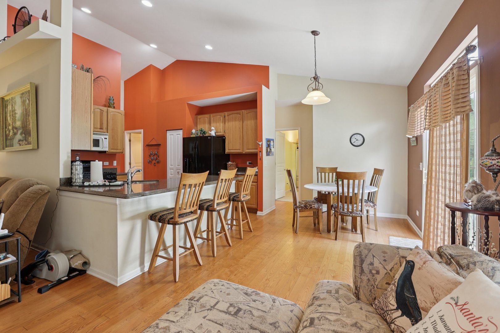 891 Talismon Court, Fox Lake, IL 60020