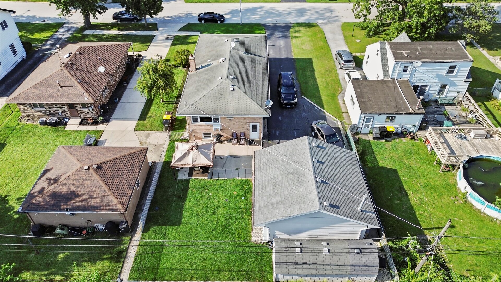 6913 97th Street, Chicago Ridge, IL 60415