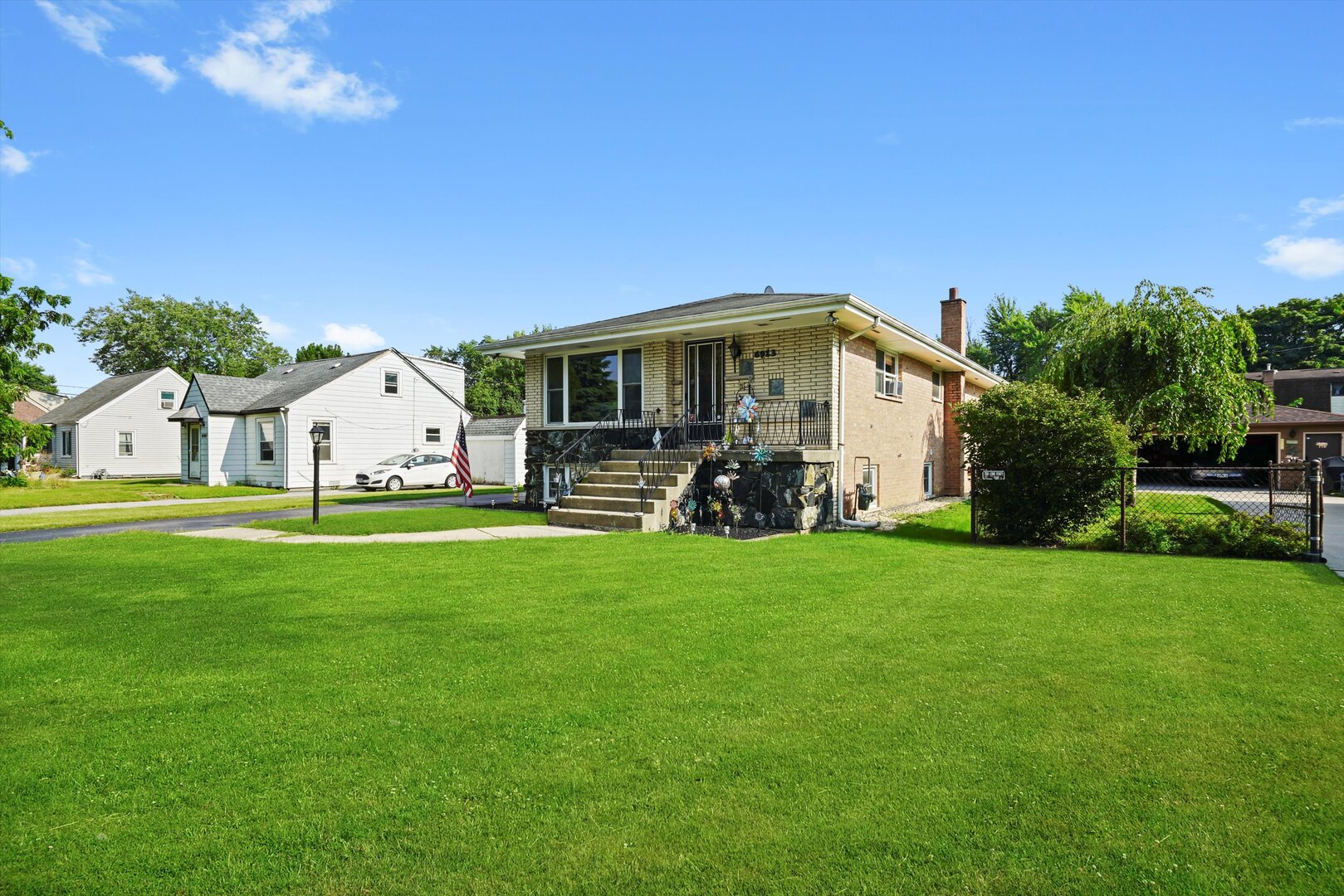 6913 97th Street, Chicago Ridge, IL 60415