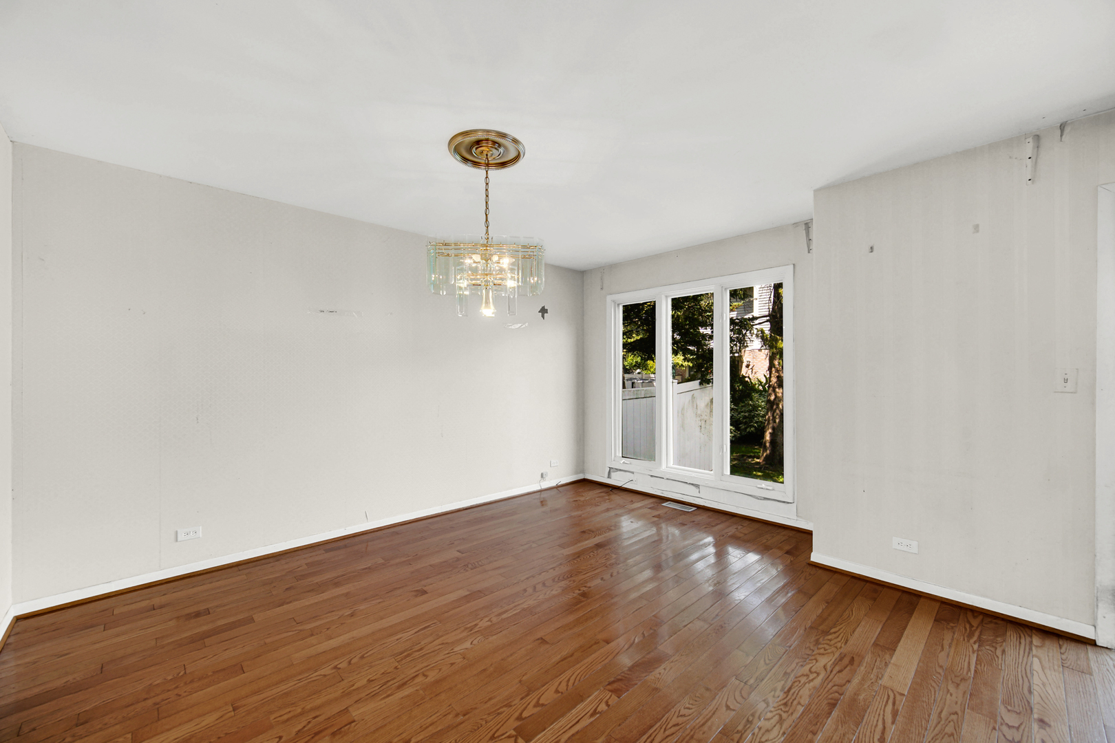 628 Martin Lane, Deerfield, IL 60015