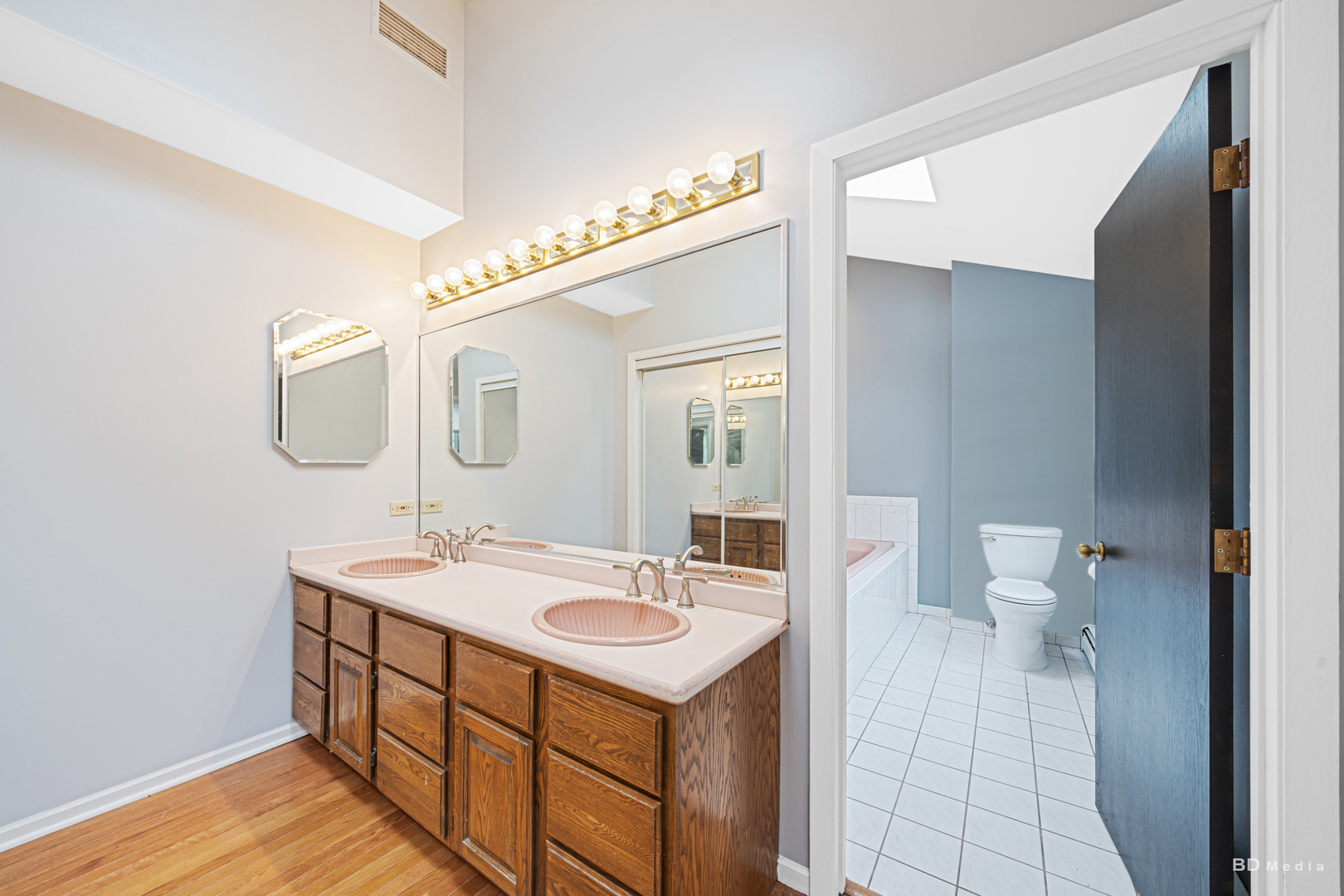 5821 W 127th Street, Palos Heights, IL 60463