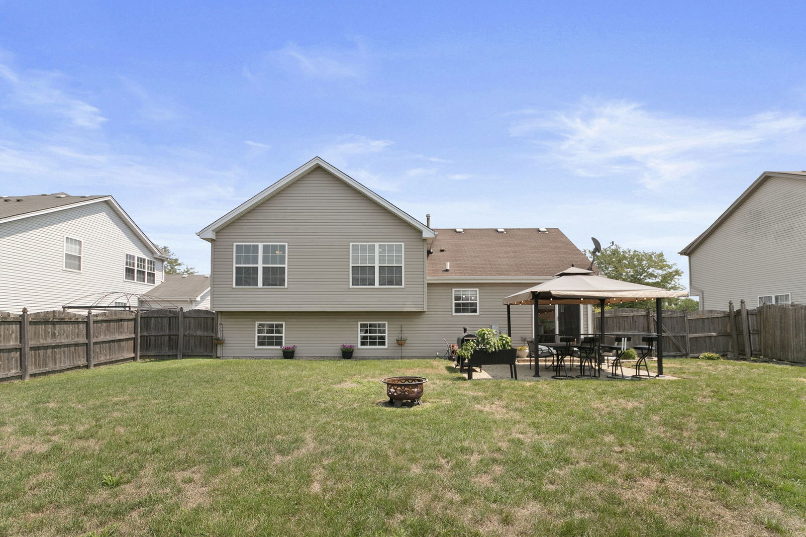25618 W Lilac Avenue, Monee, IL 60449