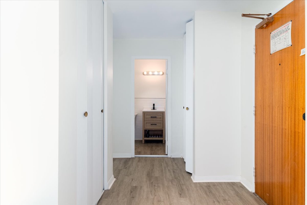 6300 N Sheridan Road #710, Chicago, IL 60660