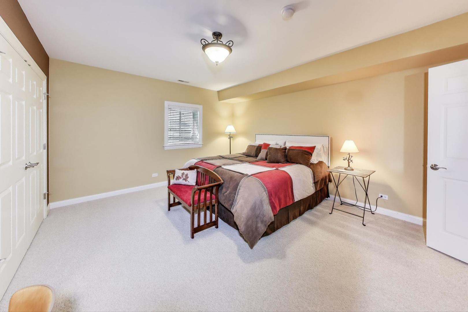 8132 Pickens Drive, Orland Park, IL 60462