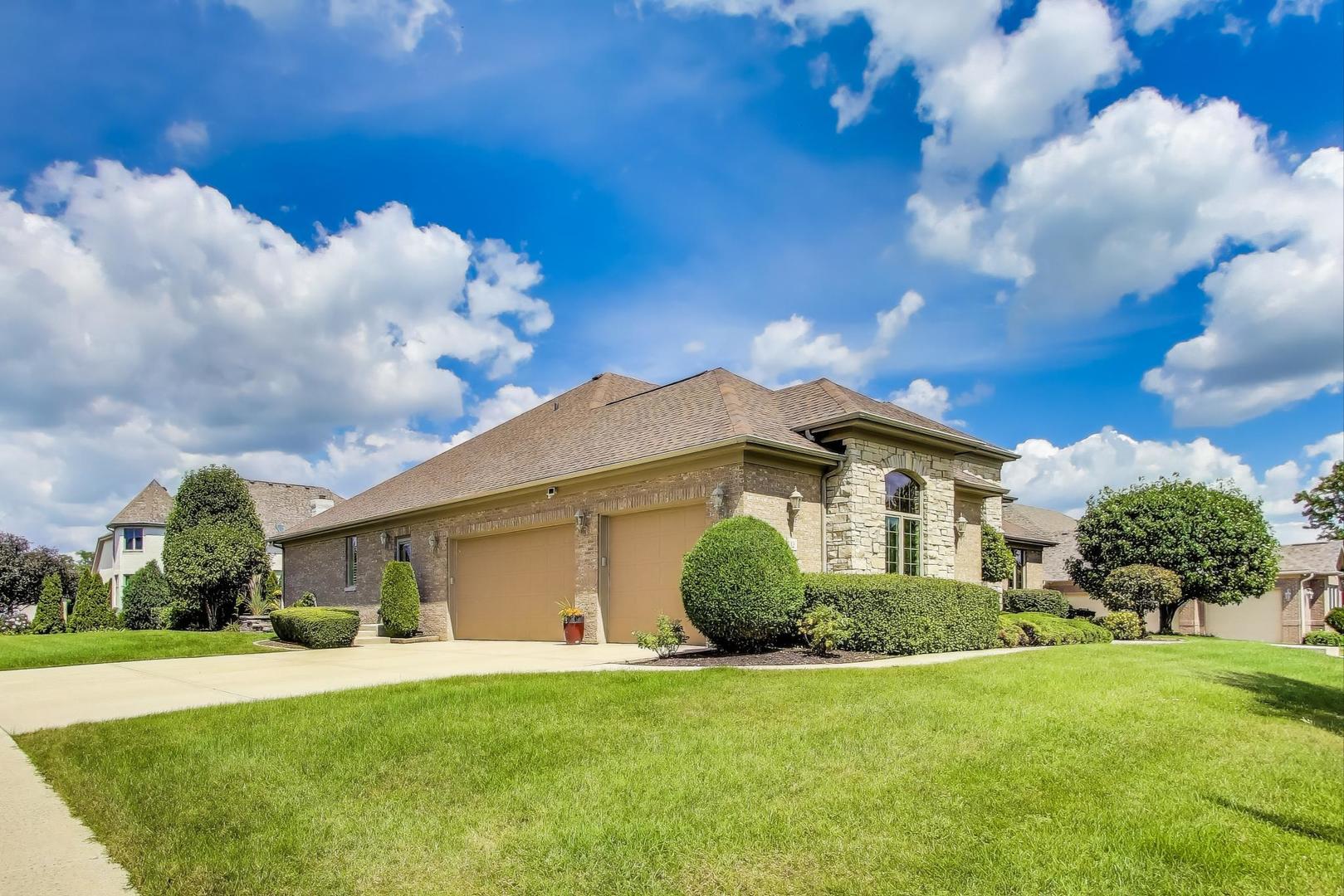 8132 Pickens Drive, Orland Park, IL 60462