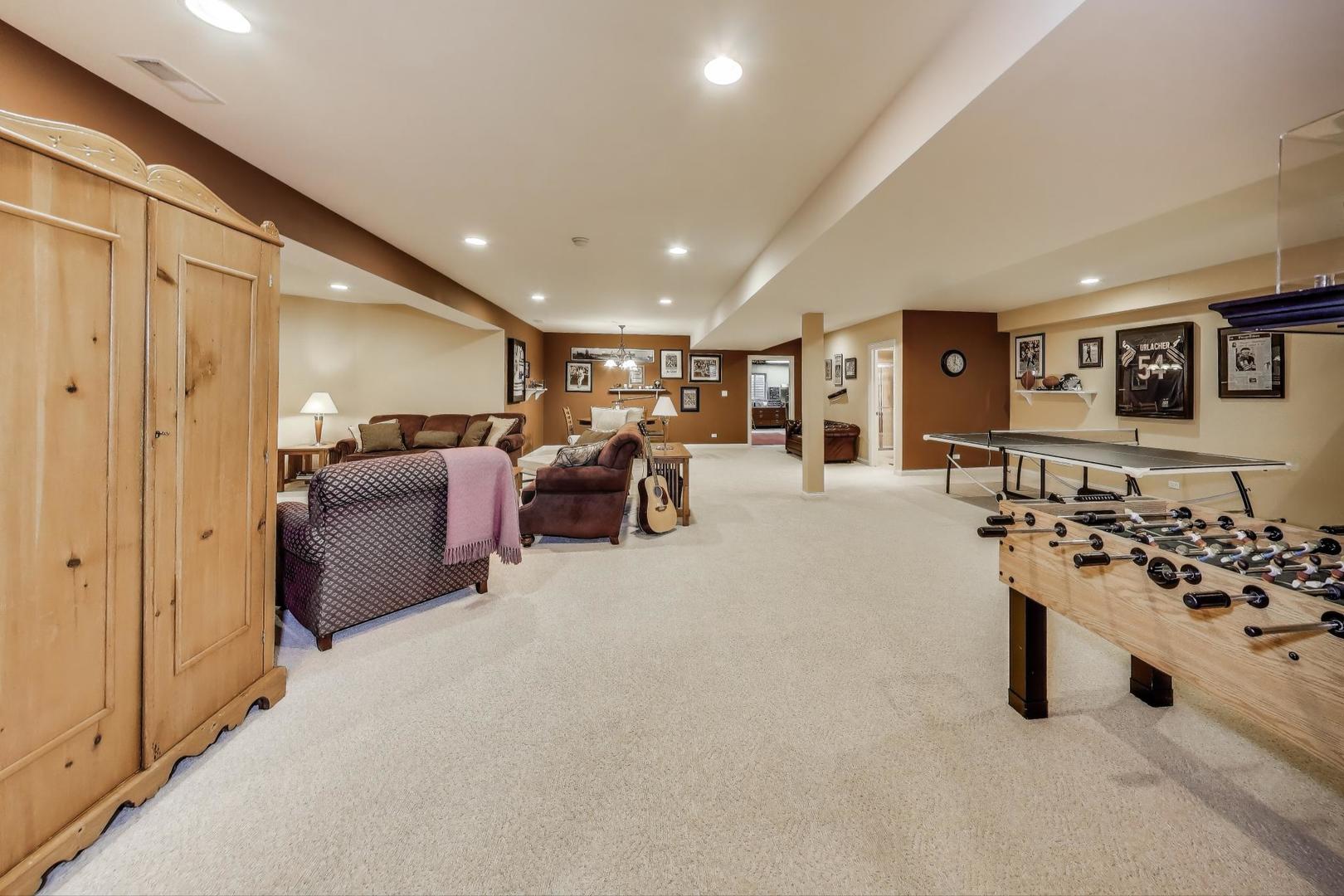 8132 Pickens Drive, Orland Park, IL 60462