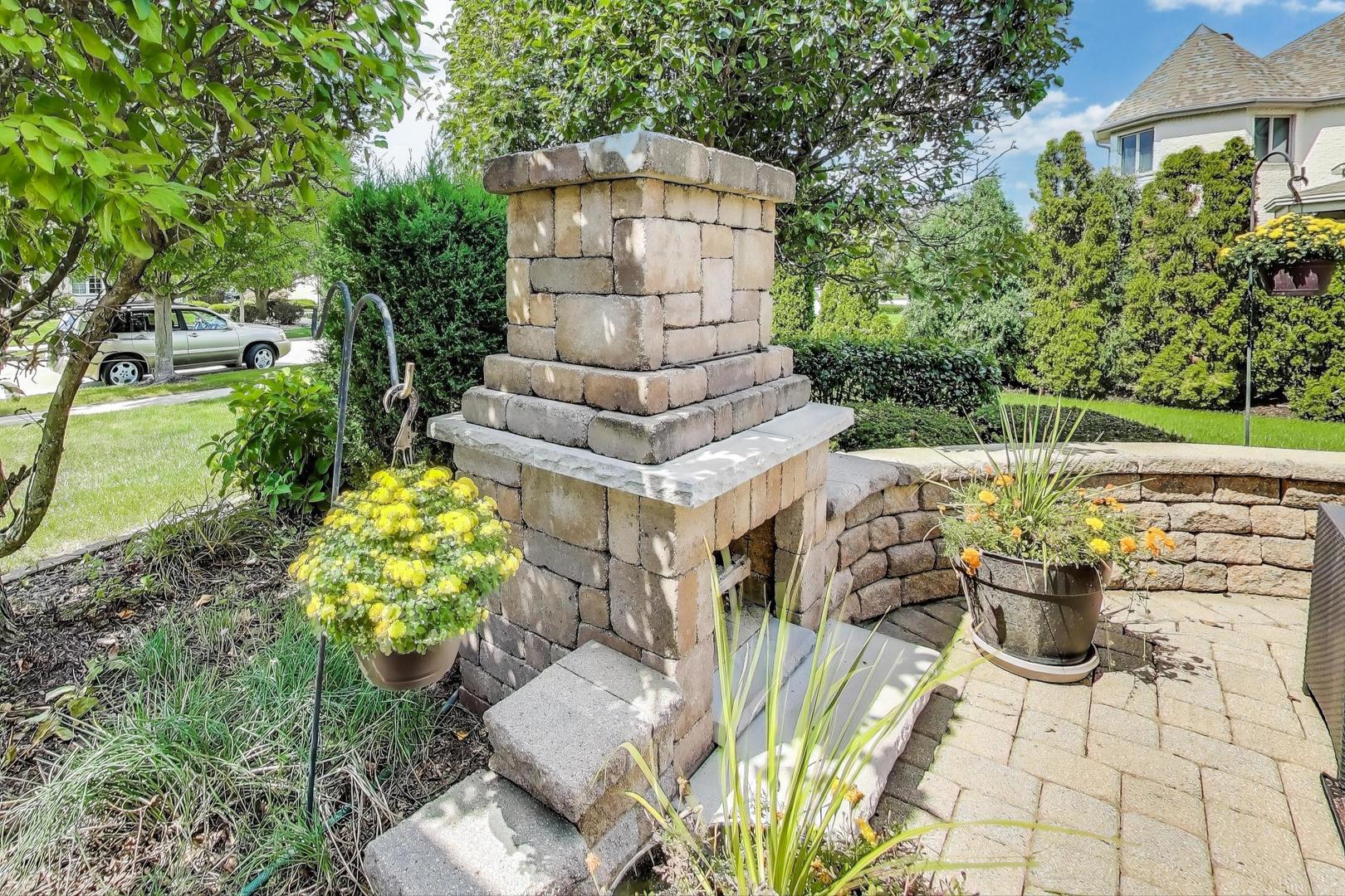 8132 Pickens Drive, Orland Park, IL 60462