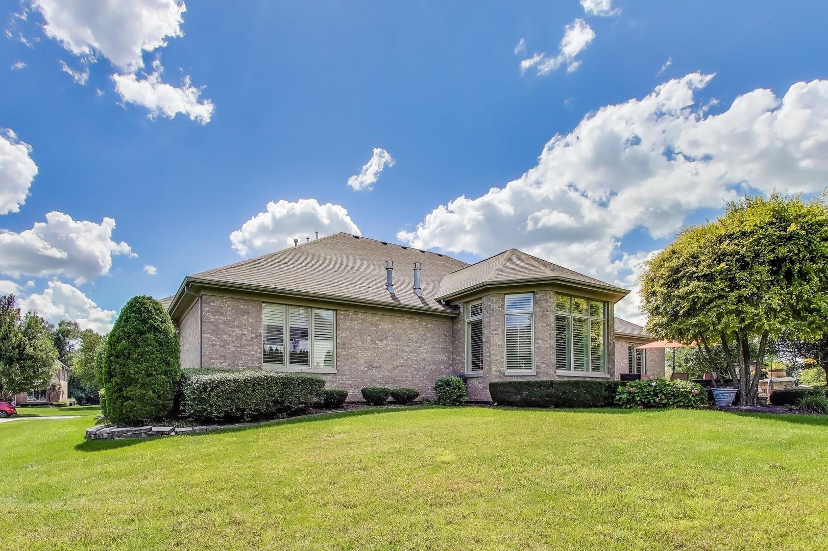 8132 Pickens Drive, Orland Park, IL 60462