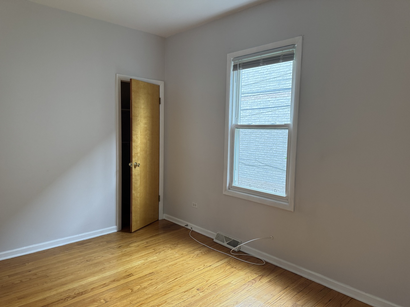 11 Lafayette Road #1, Riverside, IL 60546