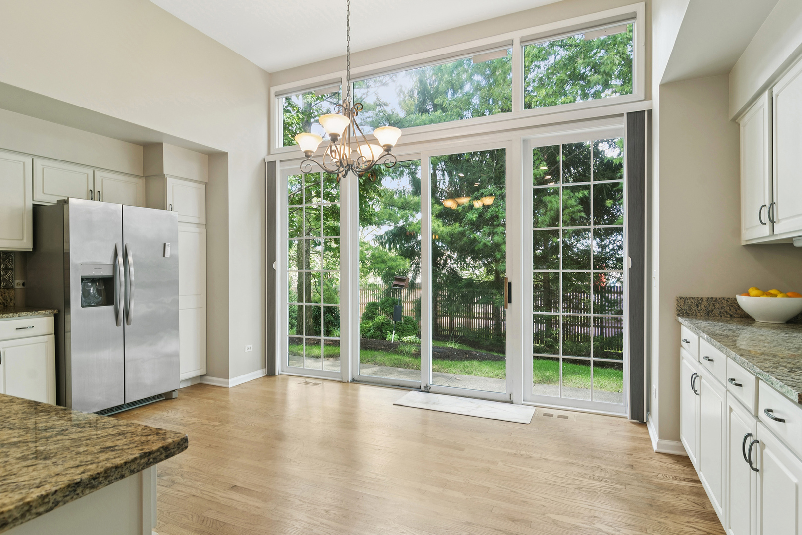 2040 Trent Court #2040, Glenview, IL 60026