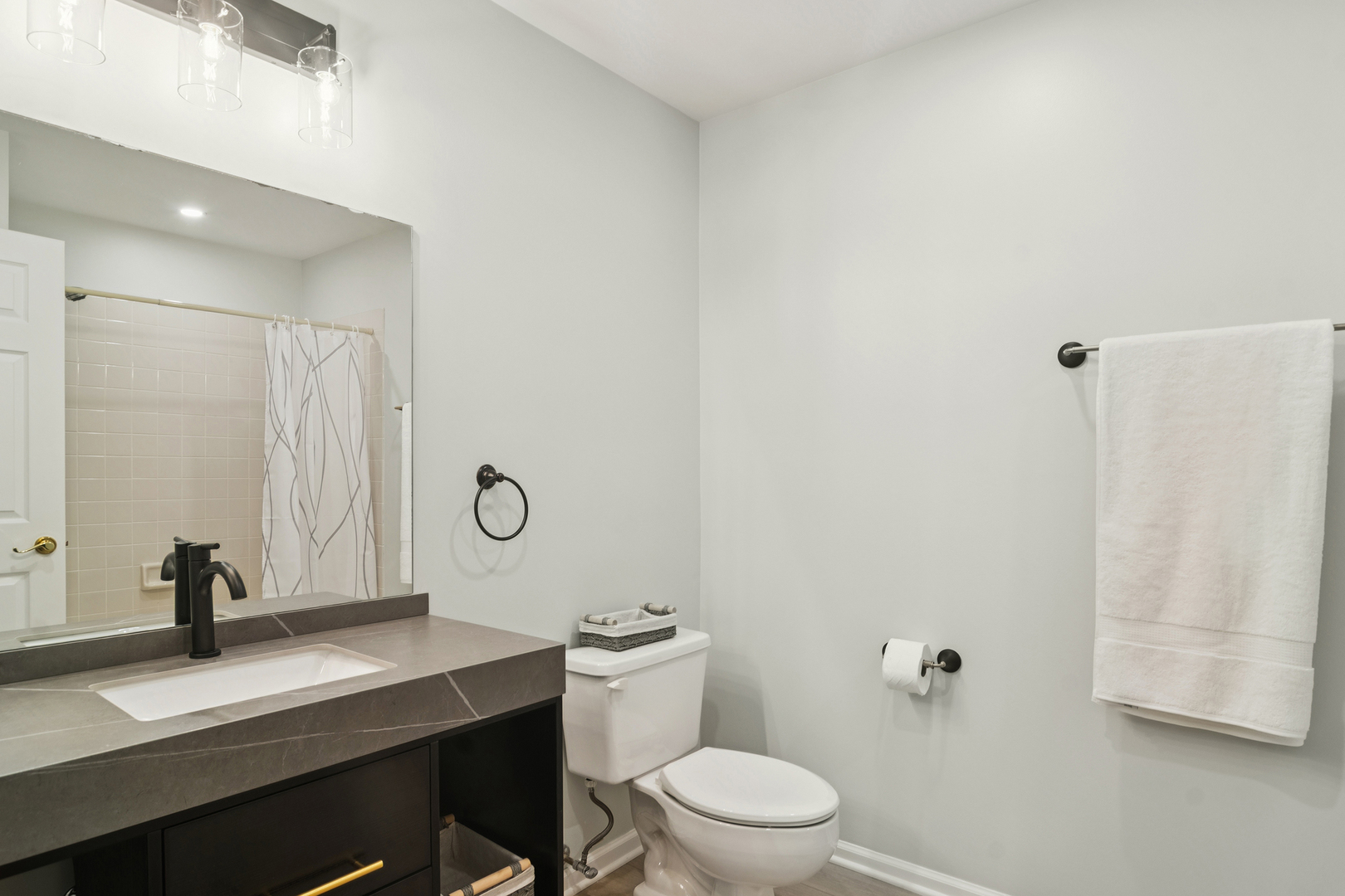 2040 Trent Court #2040, Glenview, IL 60026