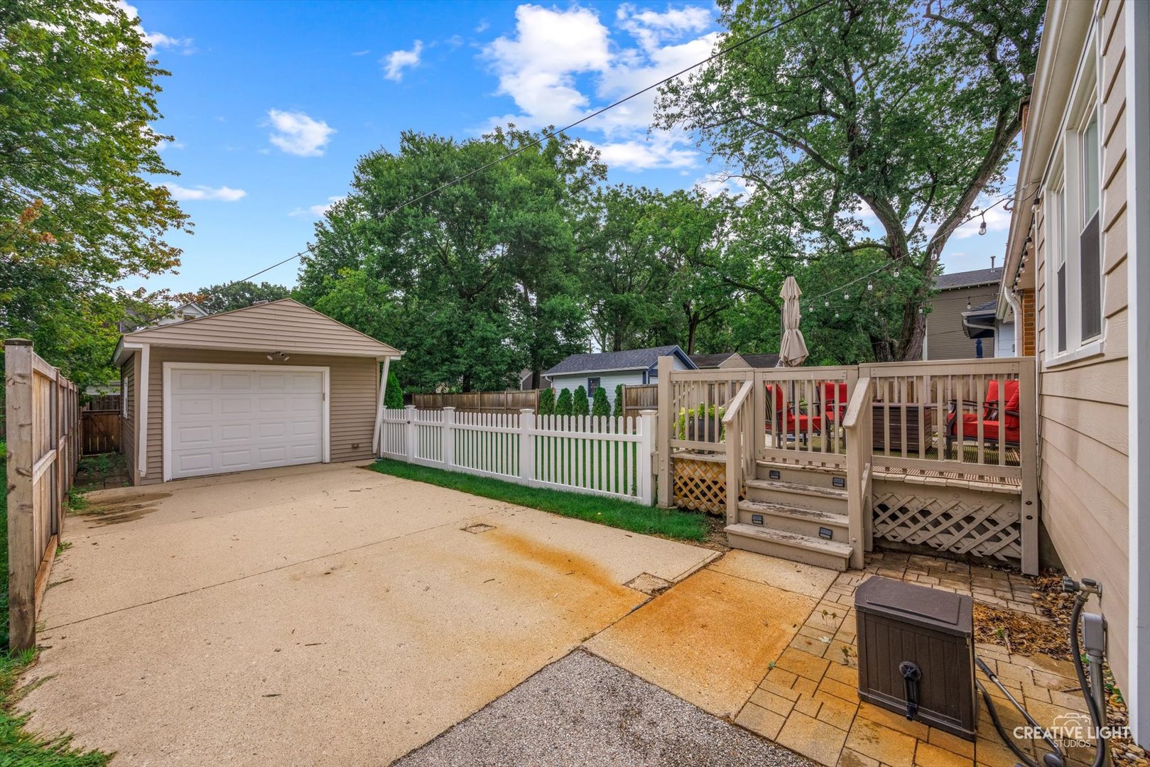 735 Western Avenue, Glen Ellyn, IL 60137