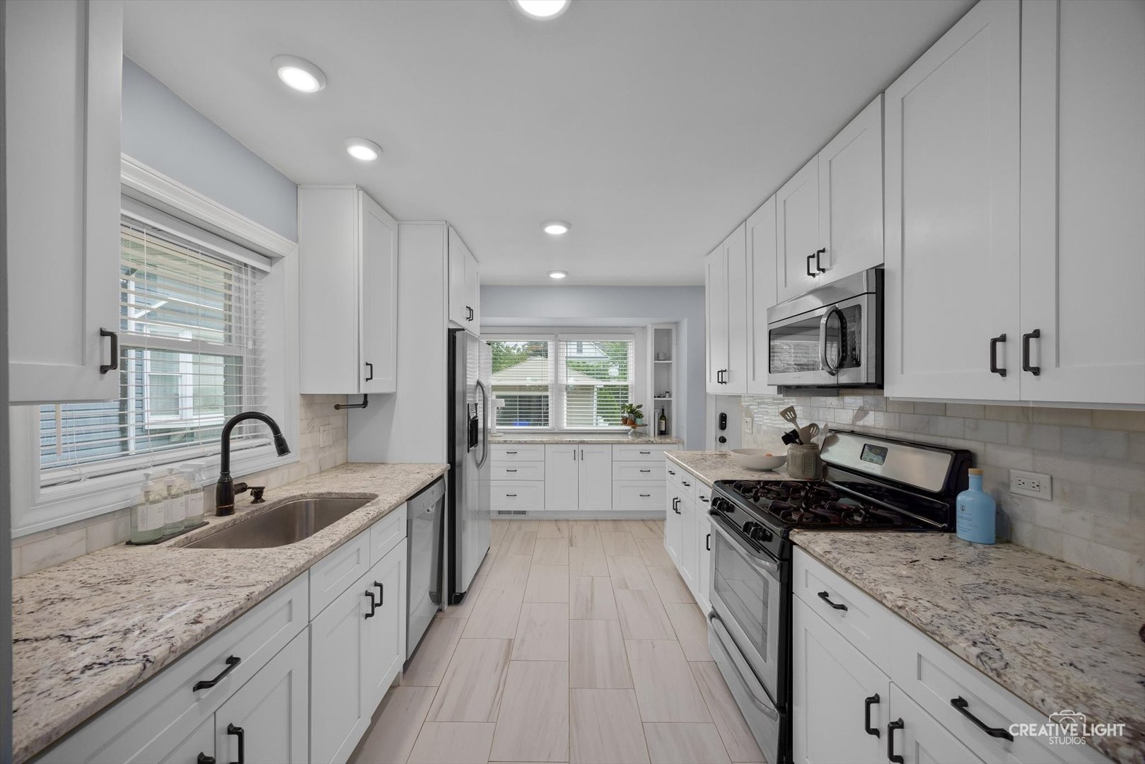 735 Western Avenue, Glen Ellyn, IL 60137
