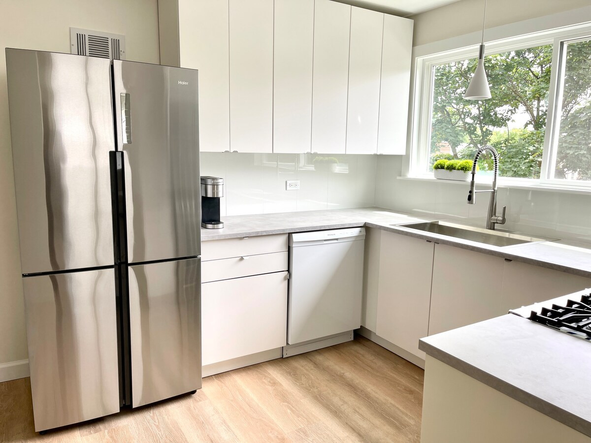 9003 Bronx Avenue #1N, Skokie, IL 60077